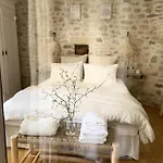 Couette-café La Dame Jeanne 3*